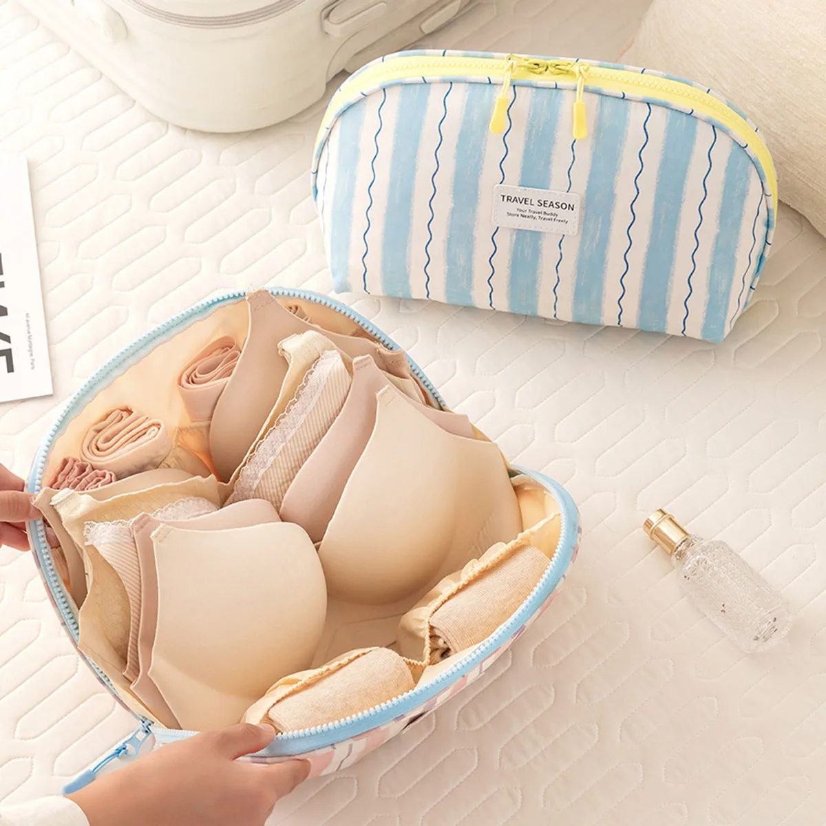 İç çamaşırı saklama çantası ta - Travel Accessories Must Have incelemesi ve fiyatı